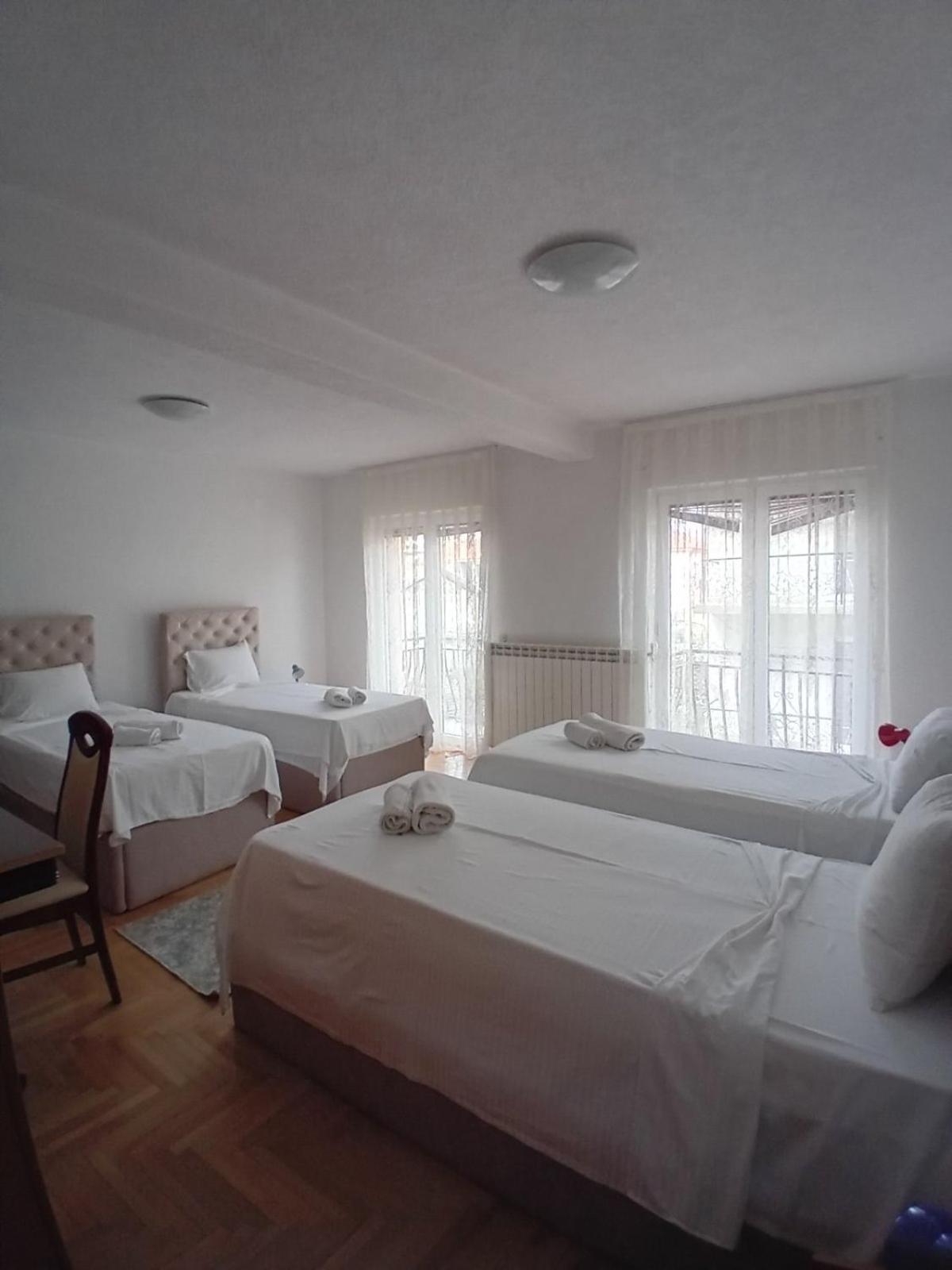 Hotel Montenegro Struga Eksteriør billede